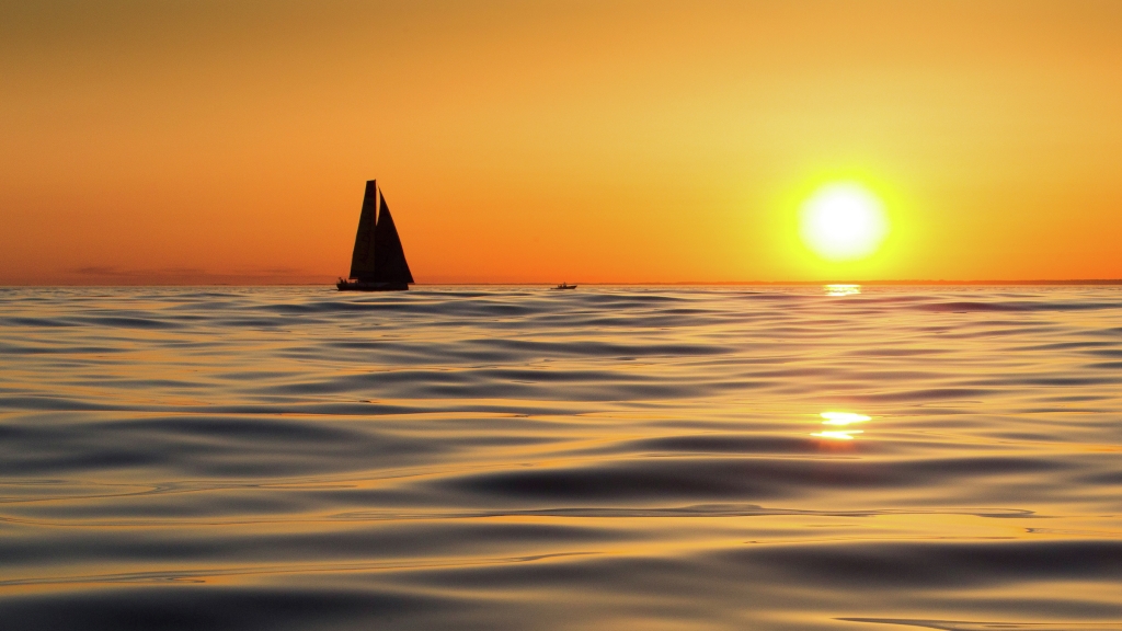 May 6, 2015. Abu Dhabi Ocean Racing in second position of Leg 6, arriving to Newport.